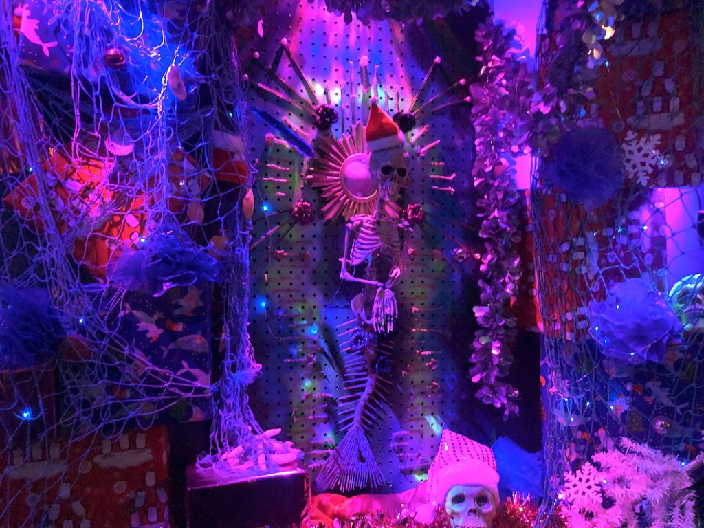 The Siren Who Stole Xmas display at The Mermaid in Little Tokyo, December 22, 2024 (Photo: Liz Ohanesian)